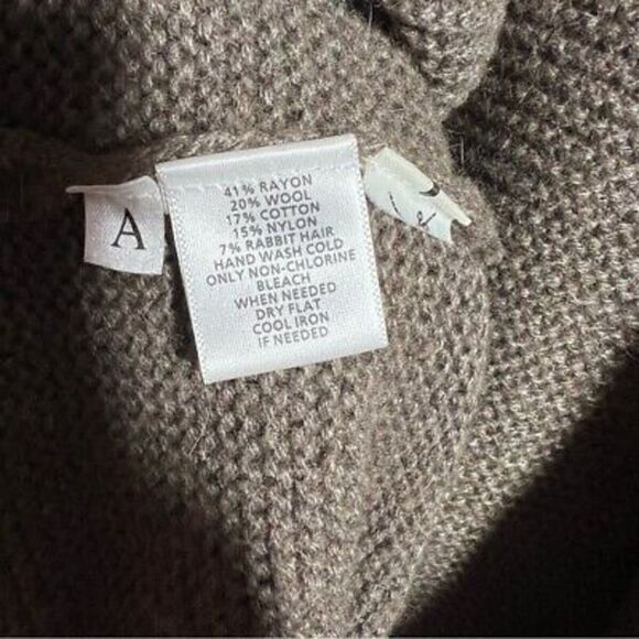 Loft womens long sleeve sweater cardigan size small - Picture 5 of 5